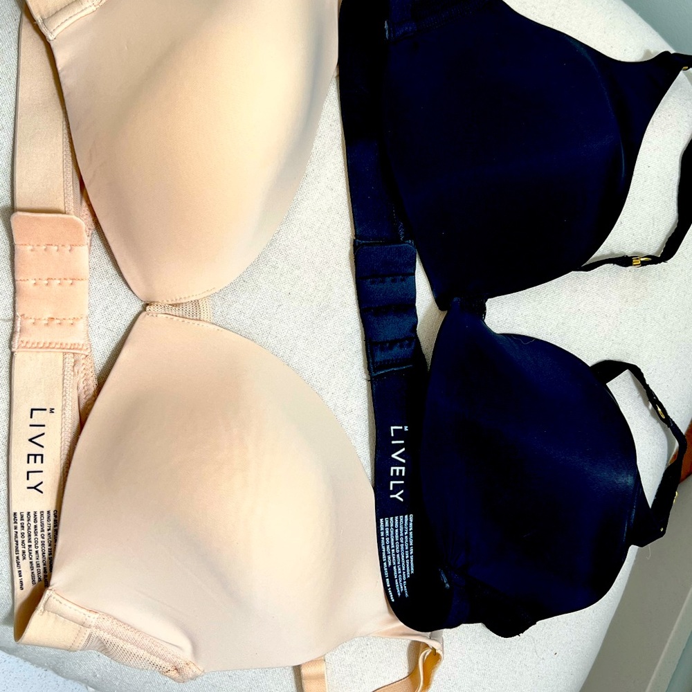 Brand New! 2 Lively Bras 32D Toasted Almond & Black